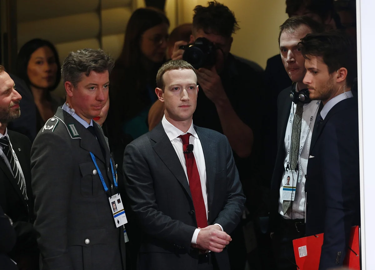 It's Zuckerberg and Facebook's Time to Bend