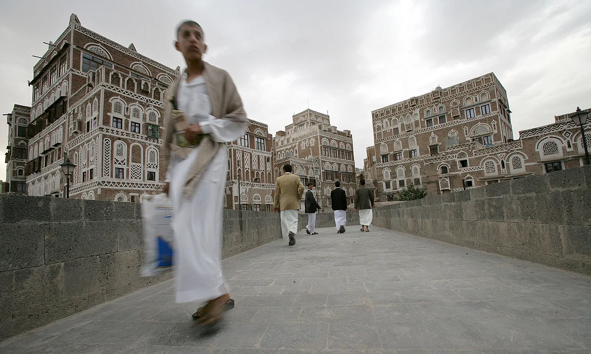 Facebook Takes Grim Role in World’s Most Fragile Nation