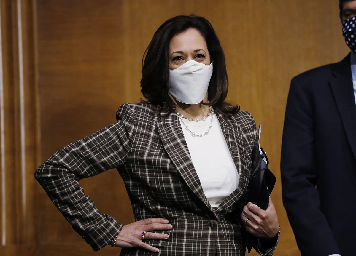 Kamala Harris Is on Strong Footing in Biden’s Vice Presidential Search