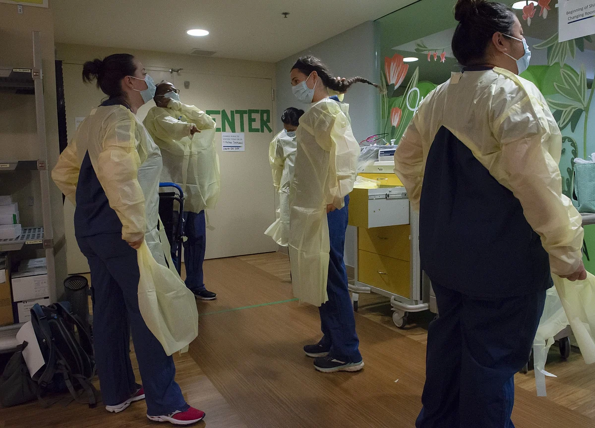 Record Virus Cases in U.S. Defy States’ Efforts at Control