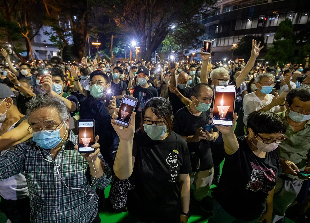 Hong Kong’s Protest Movement Is Running Out of Cash