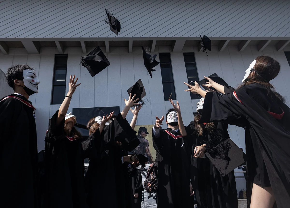 Business School Deans Live the Crisis, Not Just Teach About It