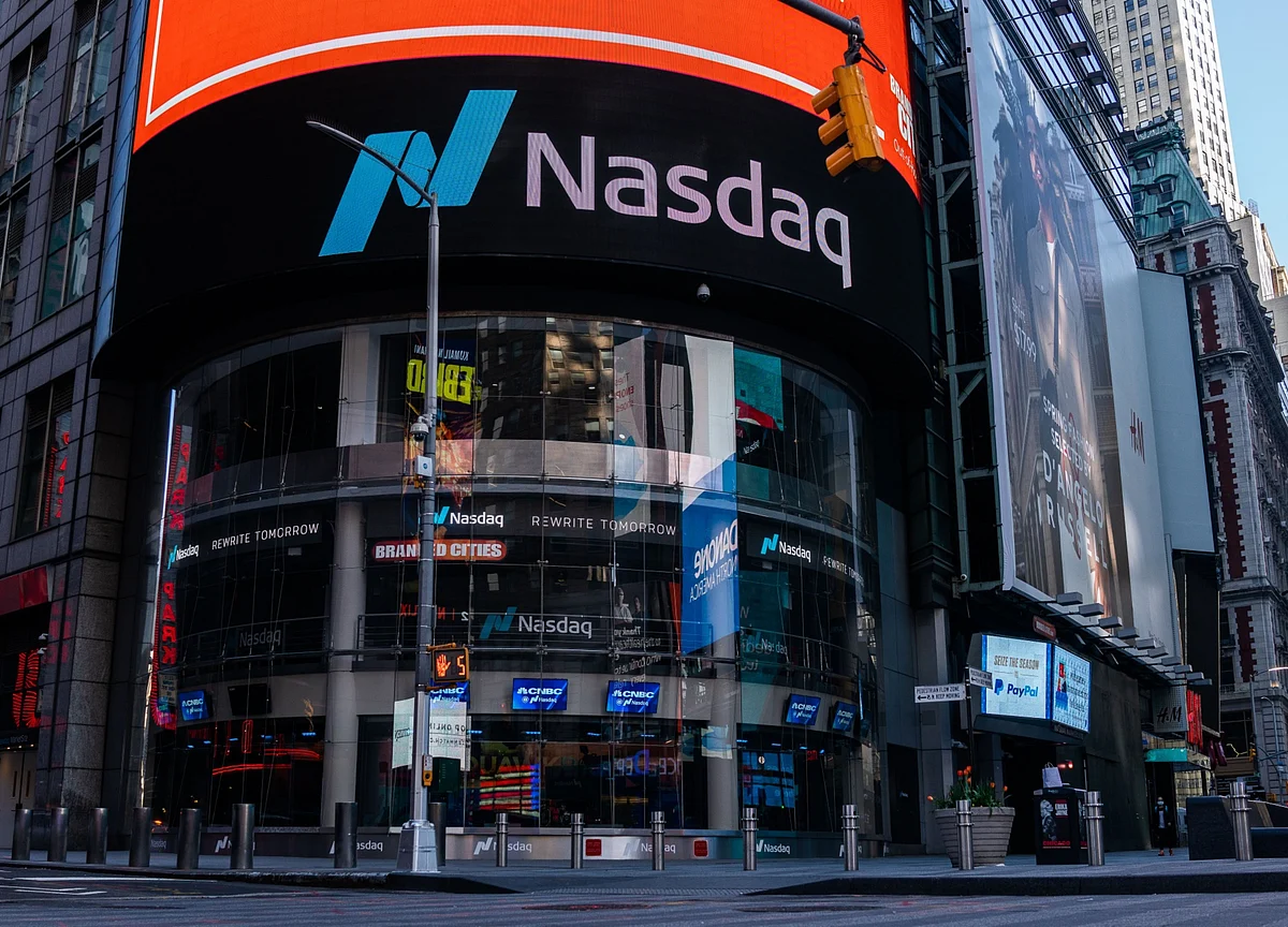 Stocks Jump Most in Week Amid U.S. Growth Optimism: Markets Wrap