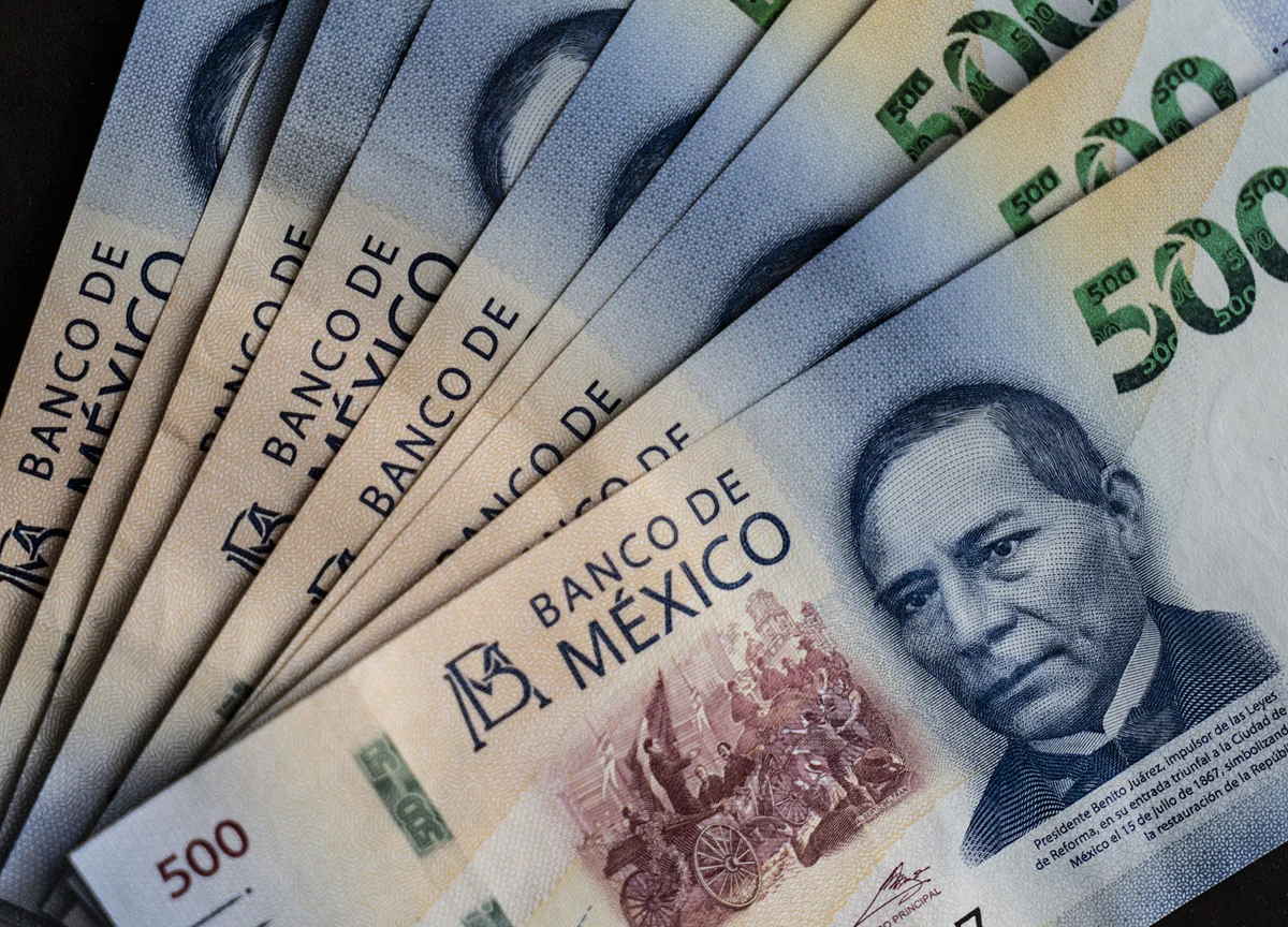 World’s Least Favored Currencies Suddenly Became Global Leaders