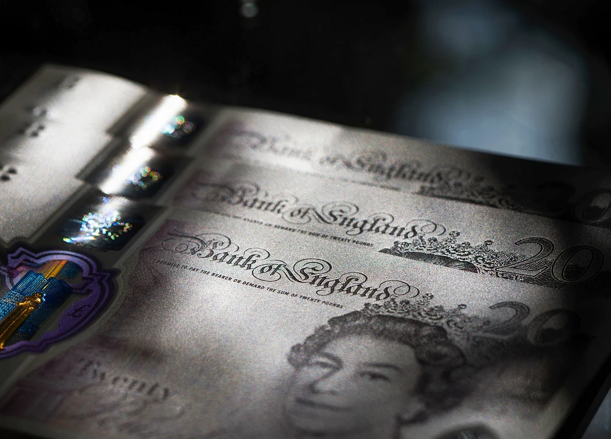U.K. Remains Top Financial Services Investment Pick in Europe