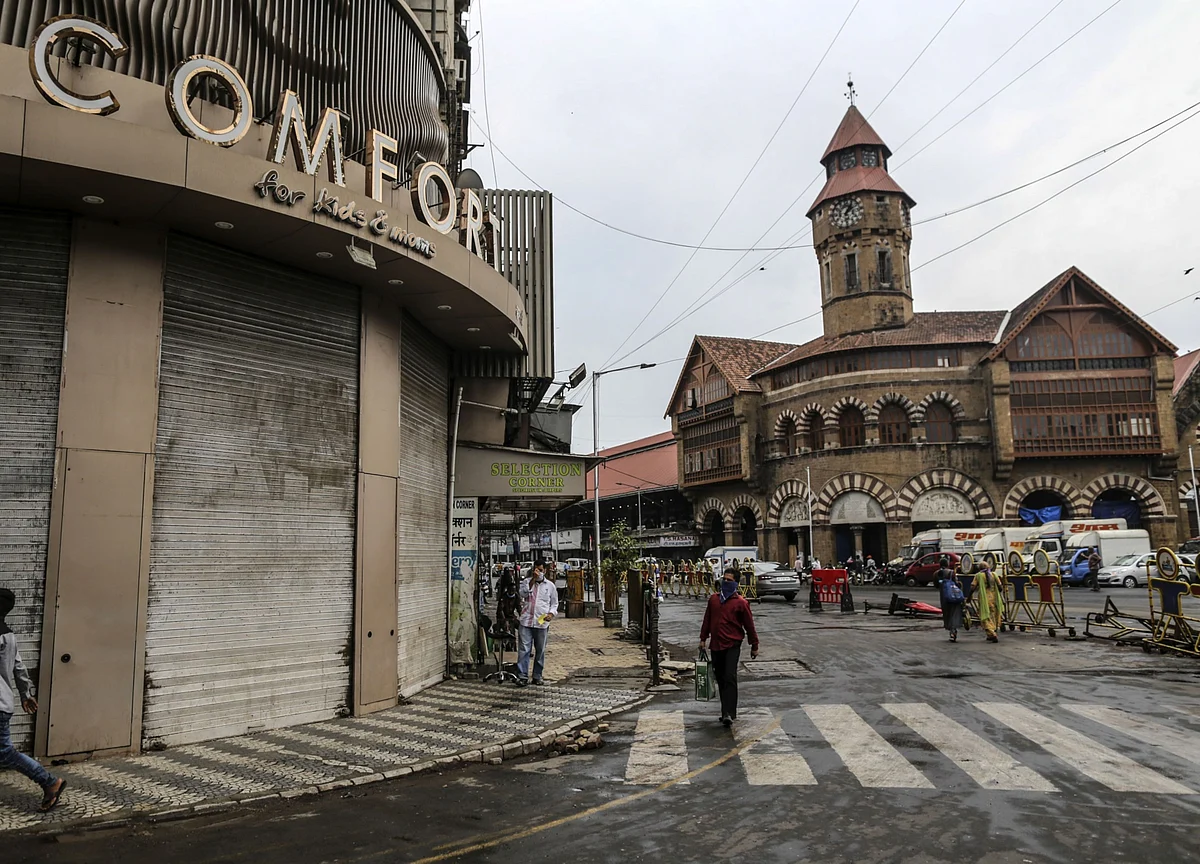 India Services PMI Continues To Contract In May
