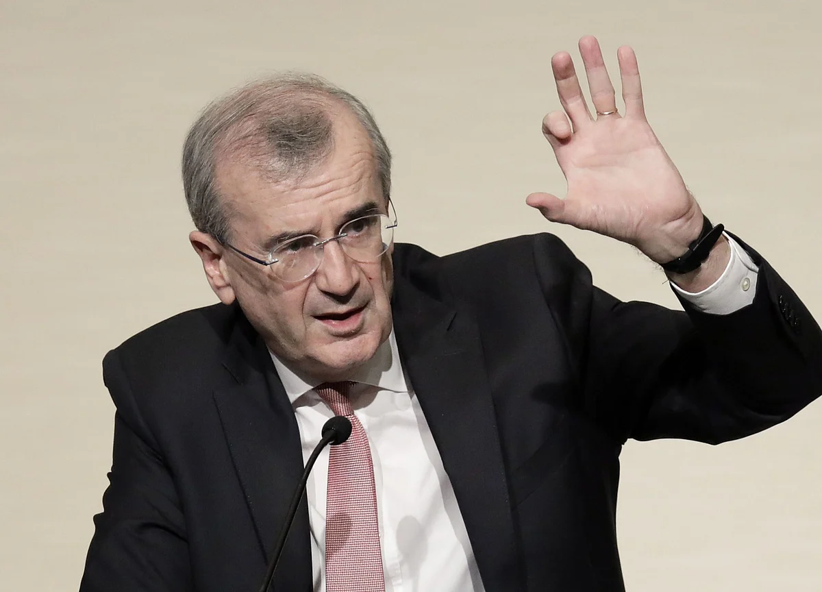 ECB’s Villeroy Says French Recovery May Be Better Than Expected