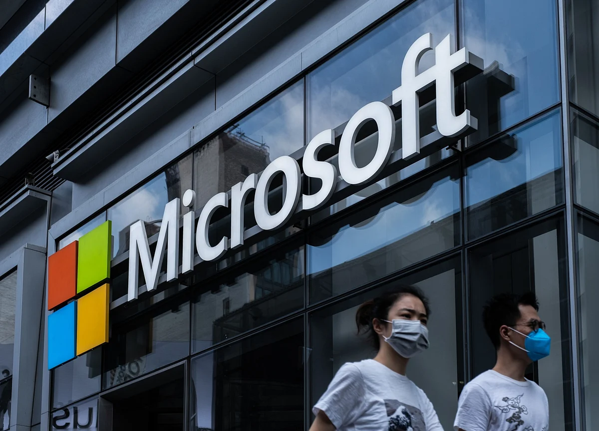 Microsoft Shares Drop as Azure Cloud-Services Sales Slow