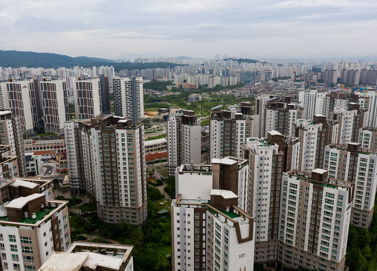 South Korea Unleashes New Property Curbs Amid Soaring Prices