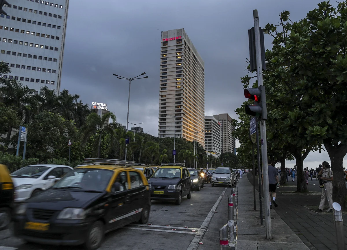 Hotels Outside Containment Zones In Maharashtra Allowed To Open At 33% Capacity From July 8
