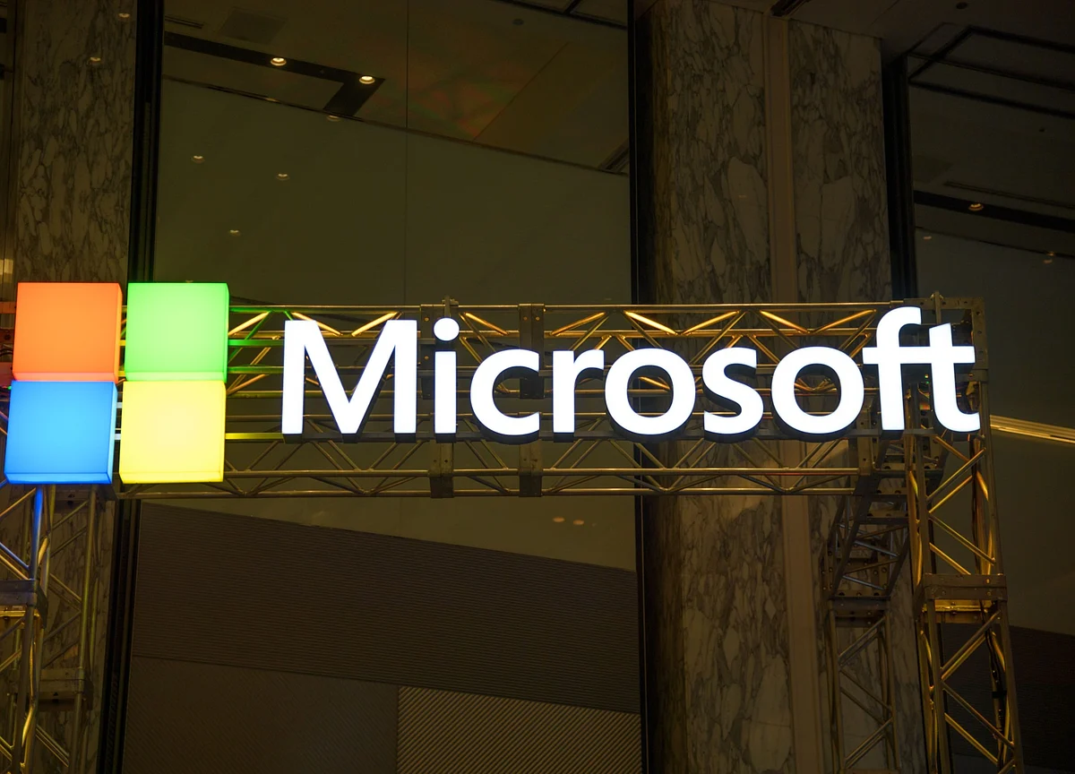 Microsoft Introduces Virtual ‘Theater’ Seating to Help Relieve Video Meeting Fatigue