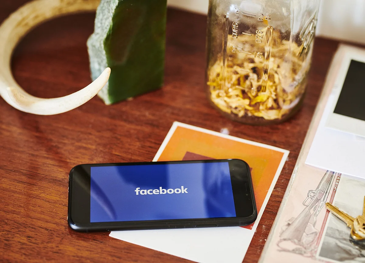 Facebook Struggles to Recruit, Retain Black Technical Employees