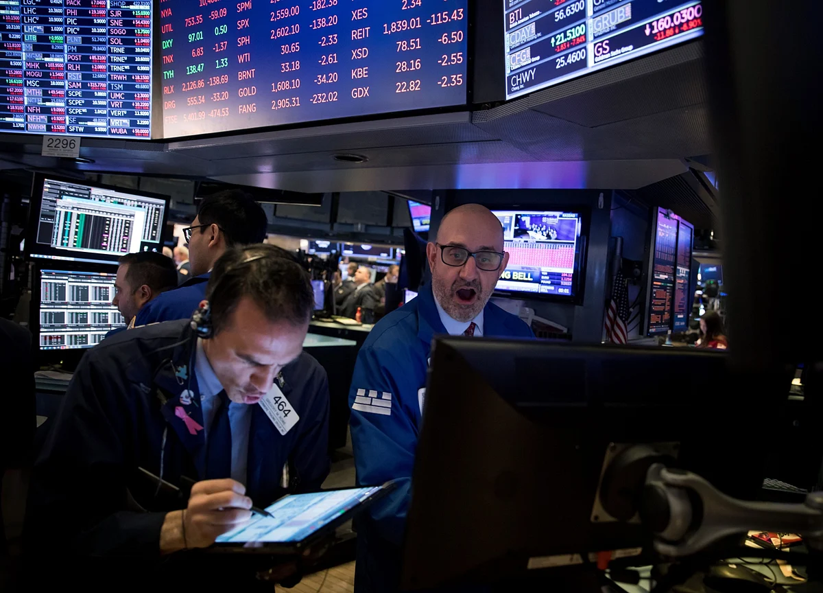 Stocks Hit Six-Week Low as Tech Slide Accelerates: Markets Wrap