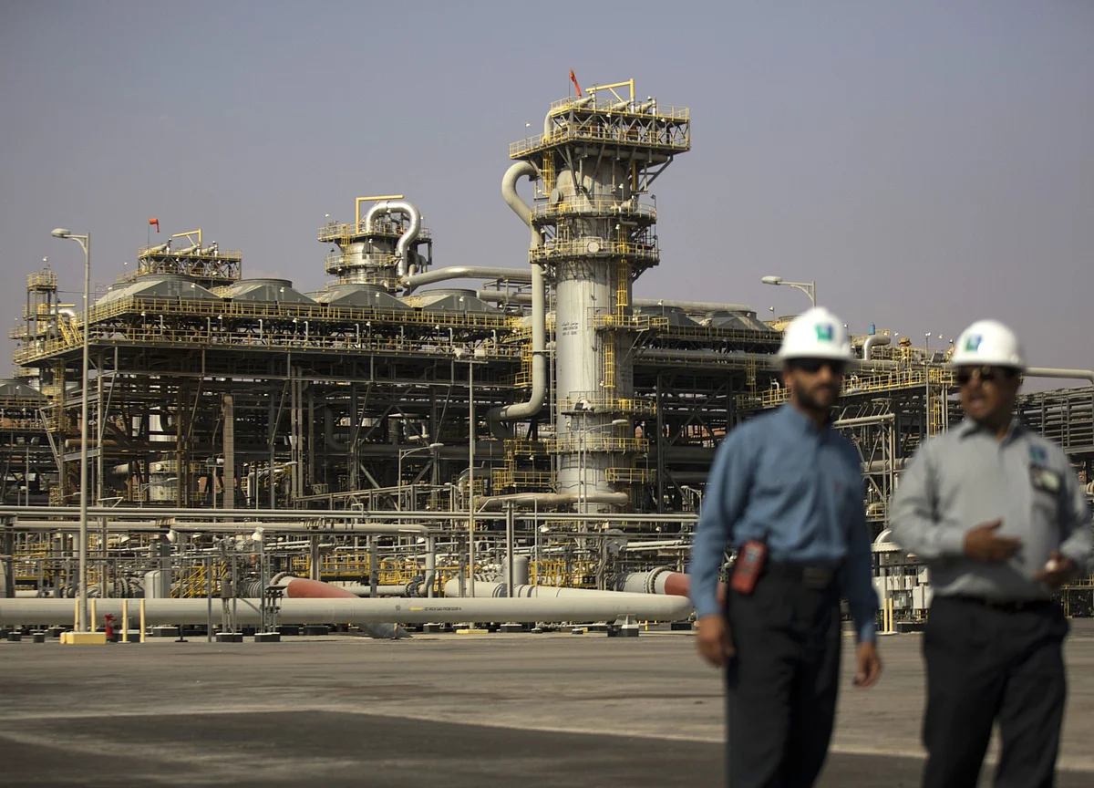 OPEC+ Oil Tensions Ease After Saudis Speak to Iraq and Nigeria