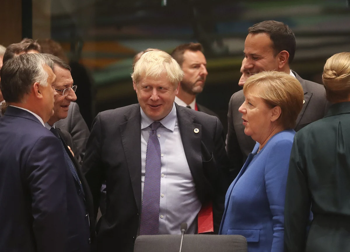 Johnson Tells Merkel U.K. Is Ready to Go Without an EU Trade Deal