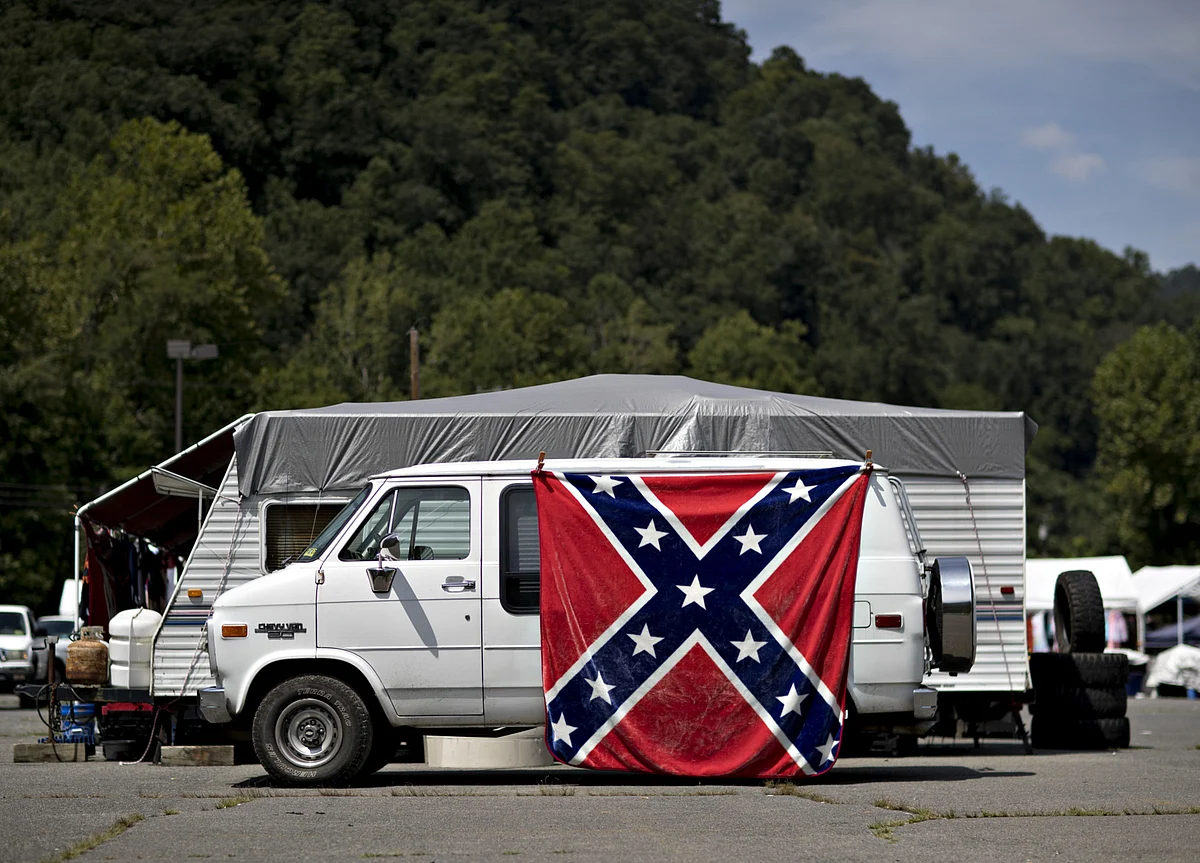Pentagon Chief Bans Confederate Flag From U.S. Military Bases