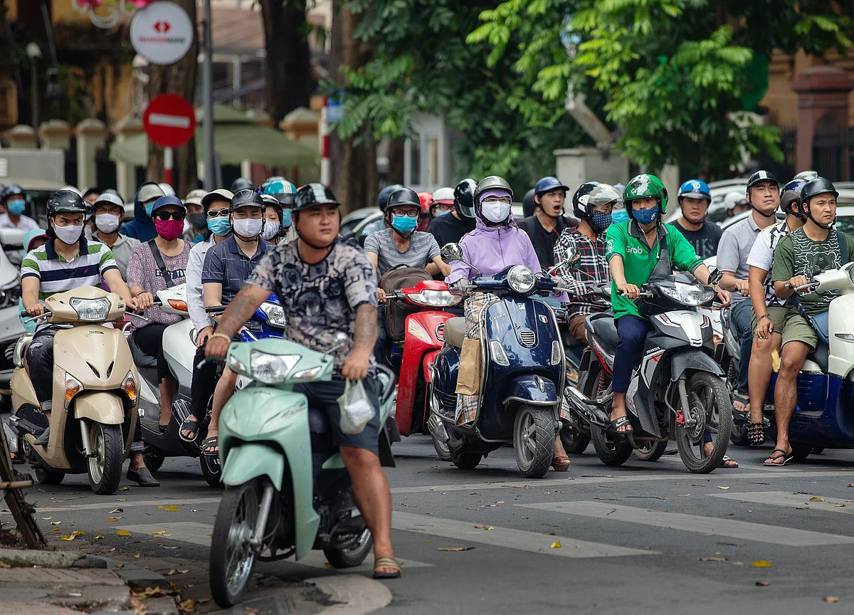 Pandemic Advice Ignored by Trump Helps Vietnam Fight Virus