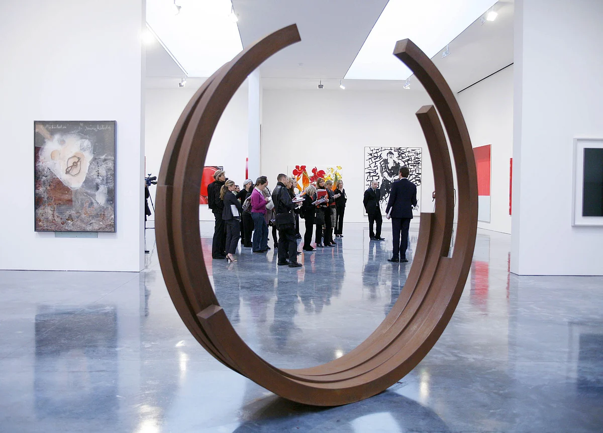 Top Galleries, Famous Artists Got Millions in U.S. Bailout Loans