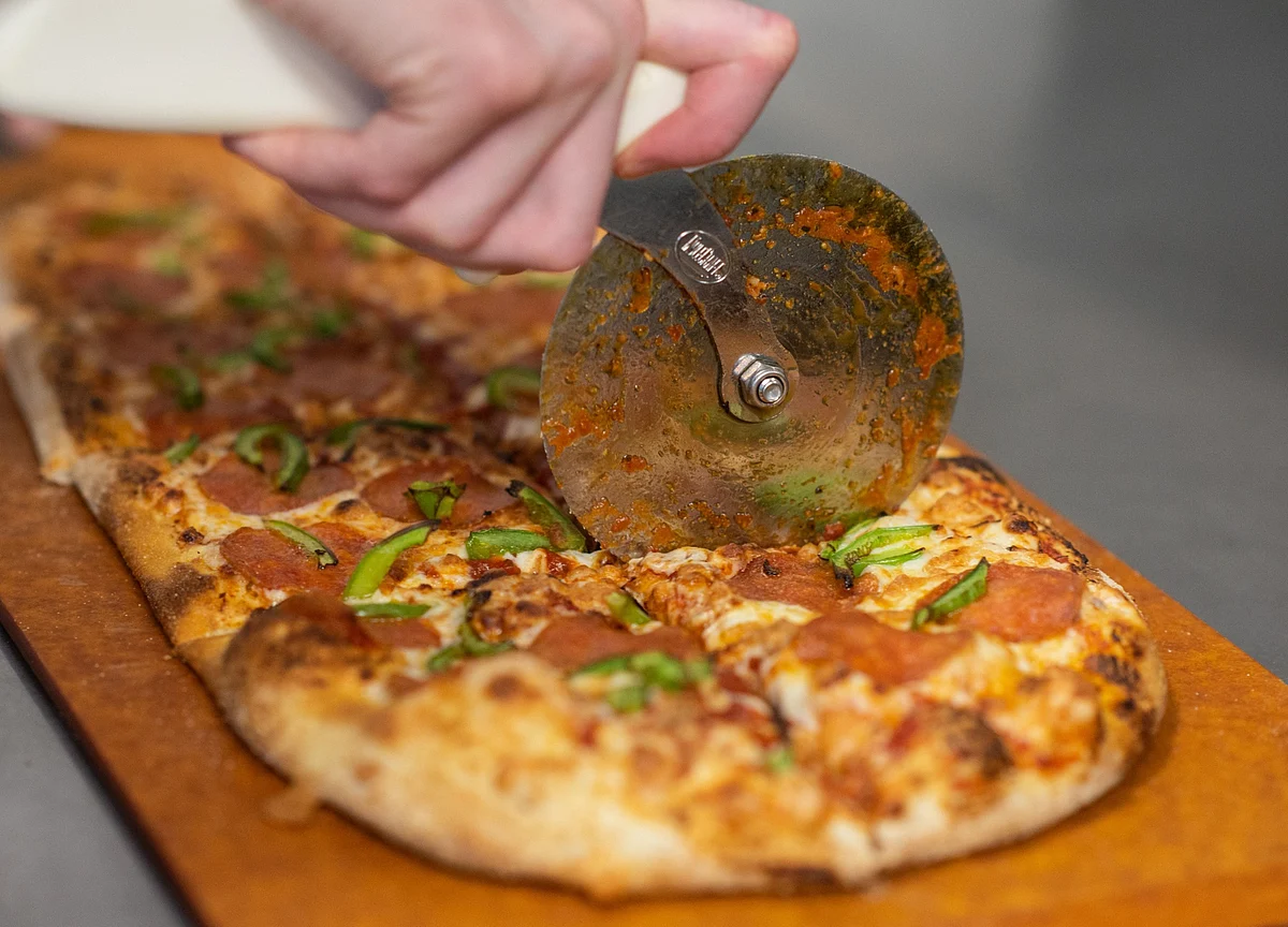 California Pizza Kitchen Latest Chain to File for Bankruptcy