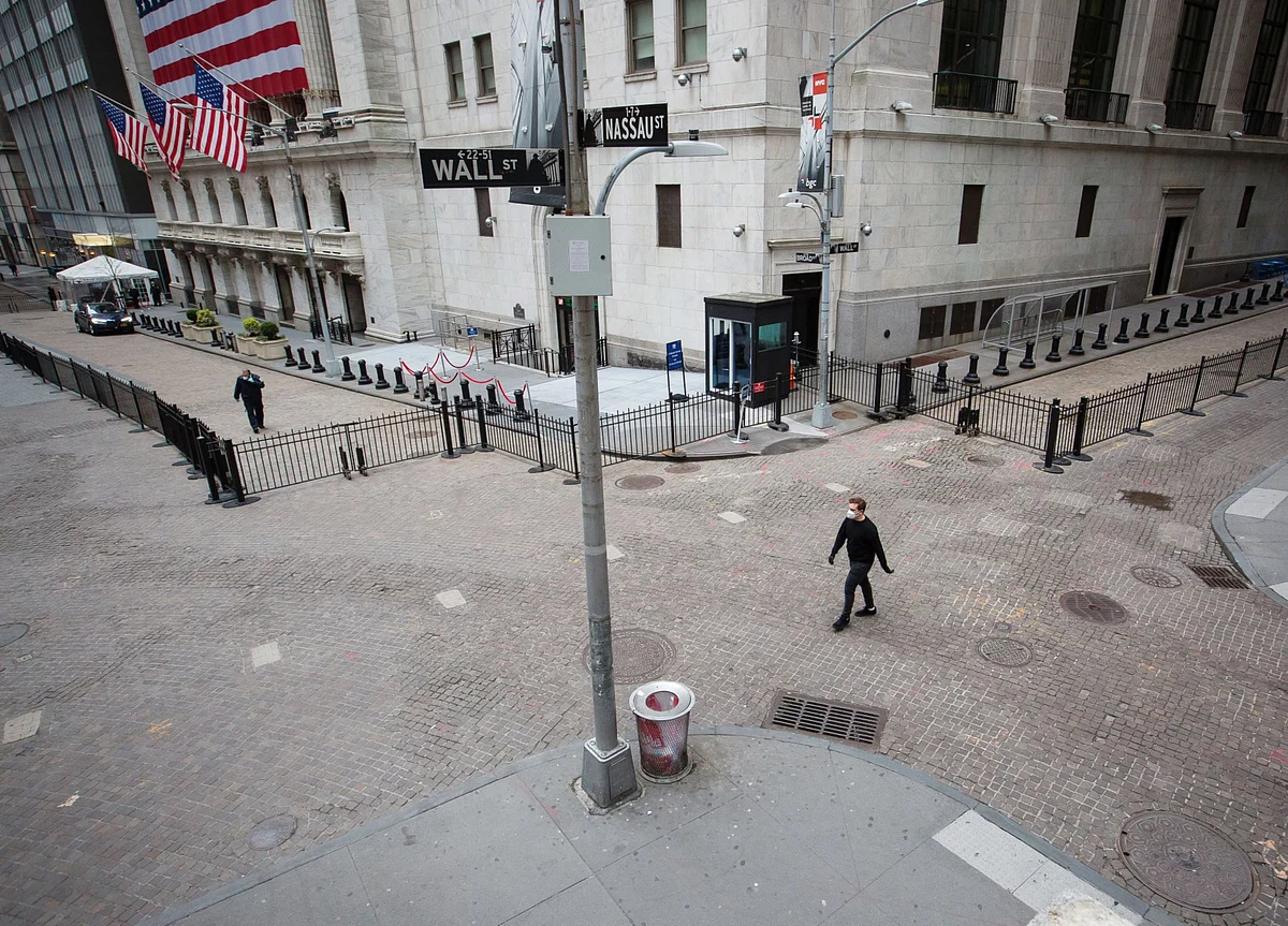 ADP Says U.S. Firms Add 2.37 Million Jobs, Fewer Than Forecast