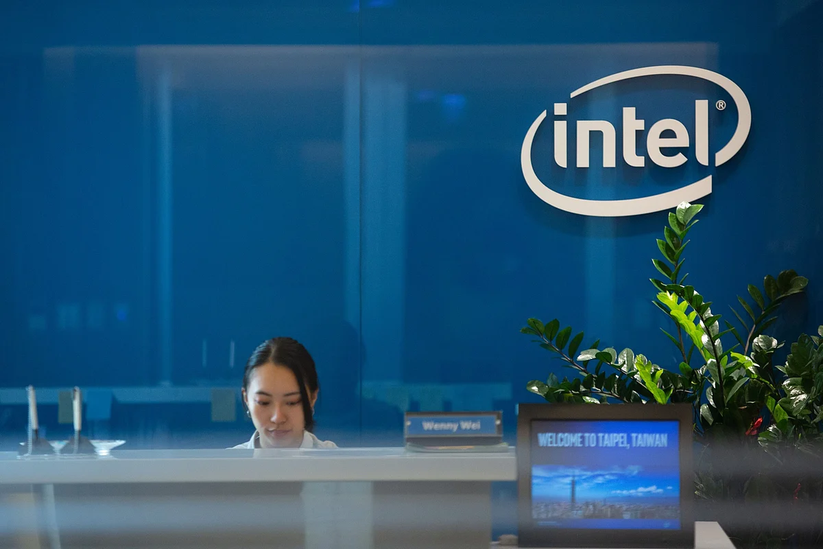 Intel CEO’s New Crusade Pits Investors Against U.S. Interests