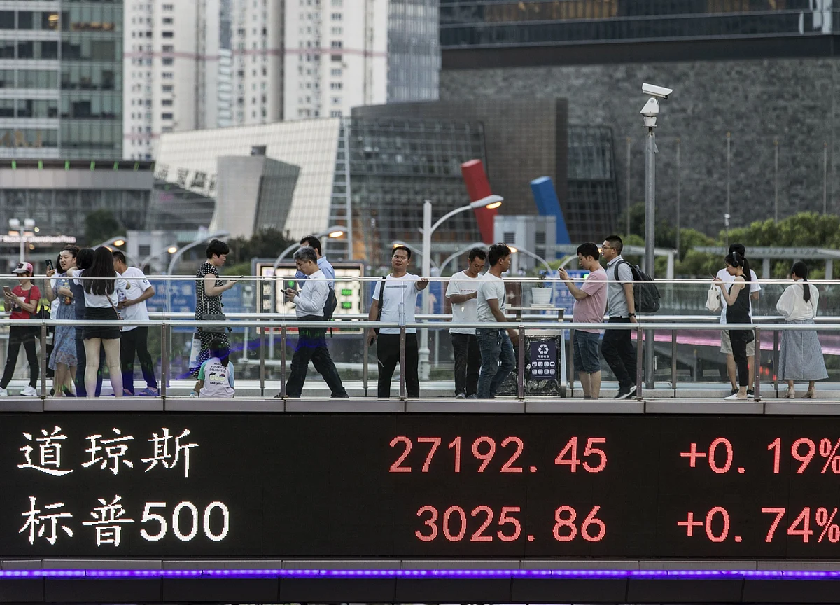 ‘No Way I Can Lose’: Inside China’s Stock-Market Frenzy