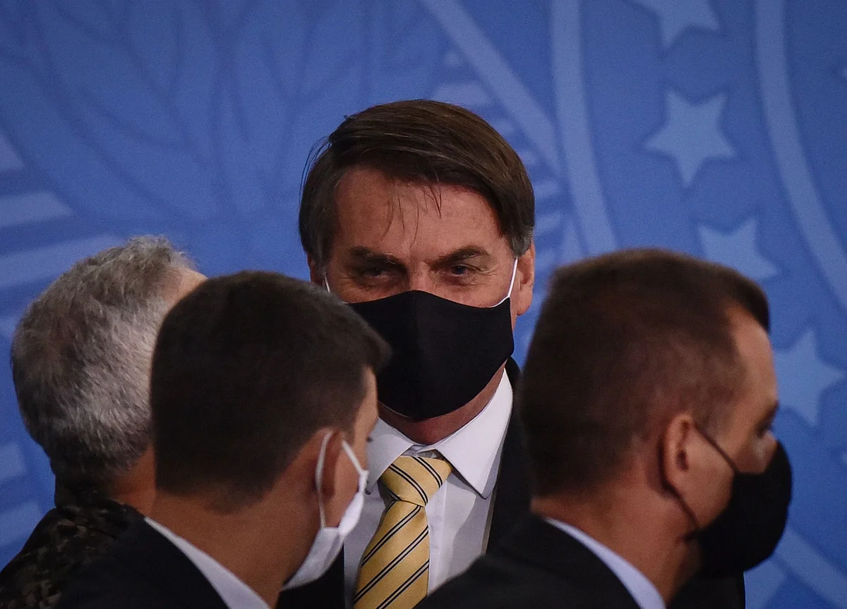 Facebook Removes Dozens of Accounts Linked to Bolsonaro
