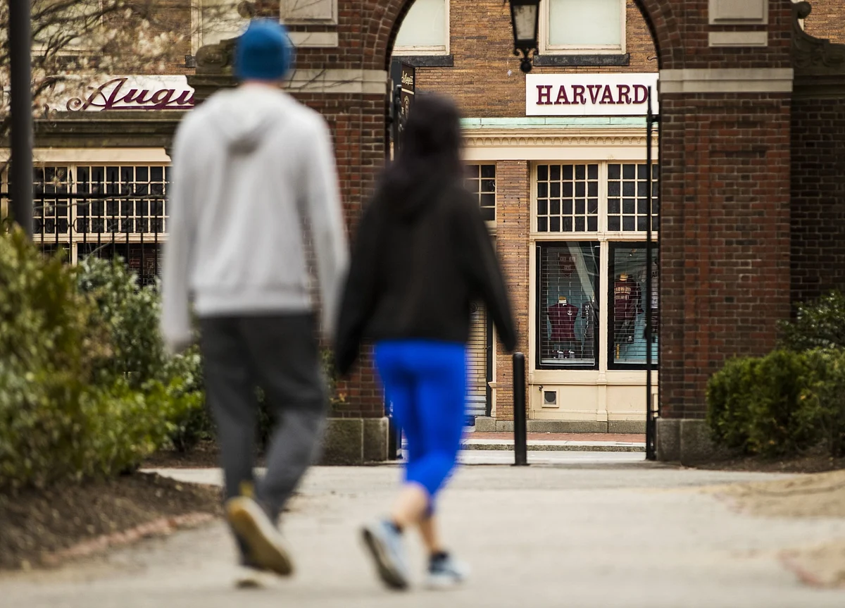 Deporting Foreign College Students Would Be Really Dumb