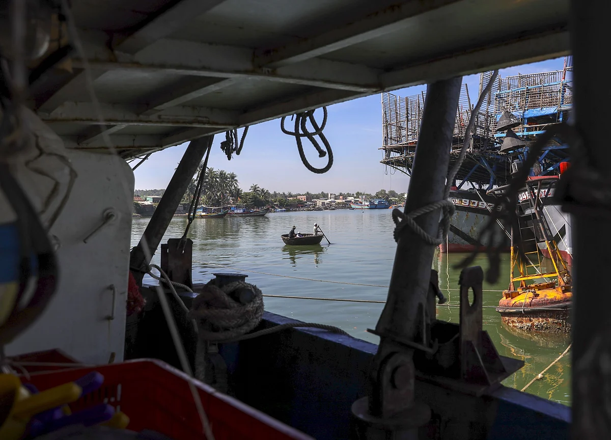 Piracy Incidents Rise With Navies Stretched in South China Sea