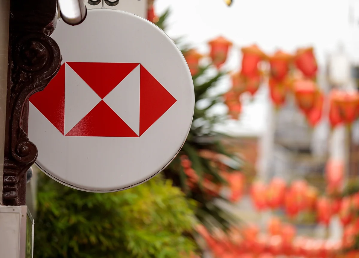 Squeezed by Superpowers, HSBC Eyes Next Step of Reboot