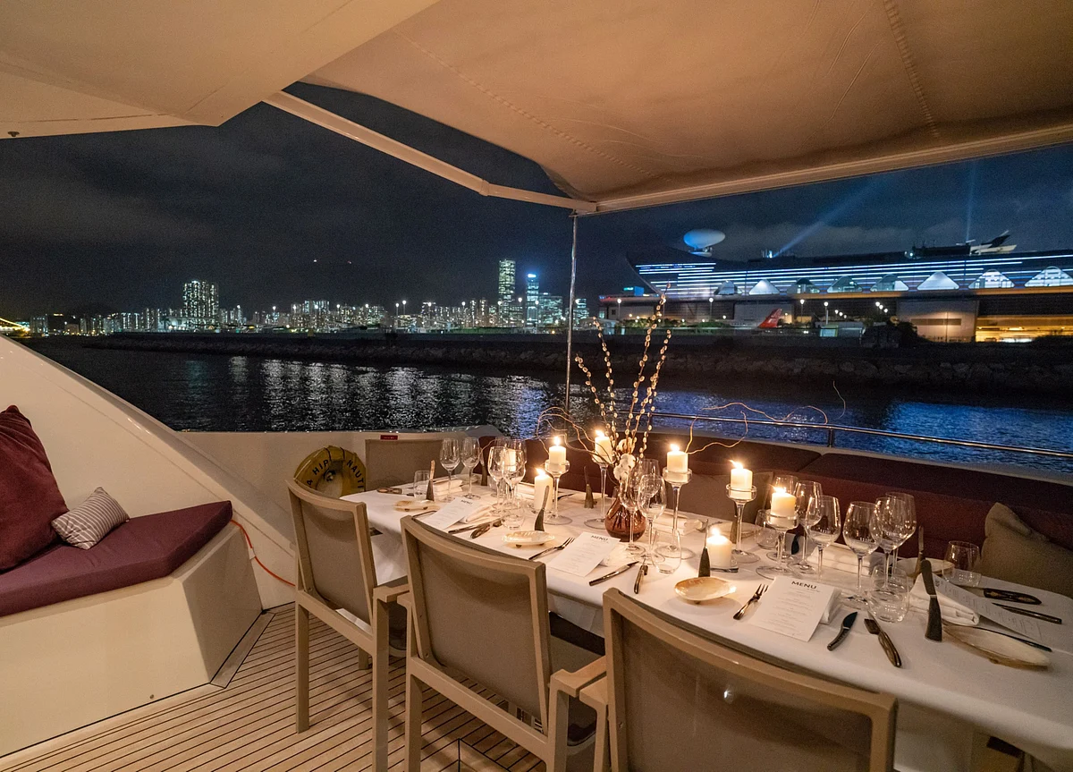 Bespoke Place Settings Will Ensure Your Dinner Party Is Like No Other
