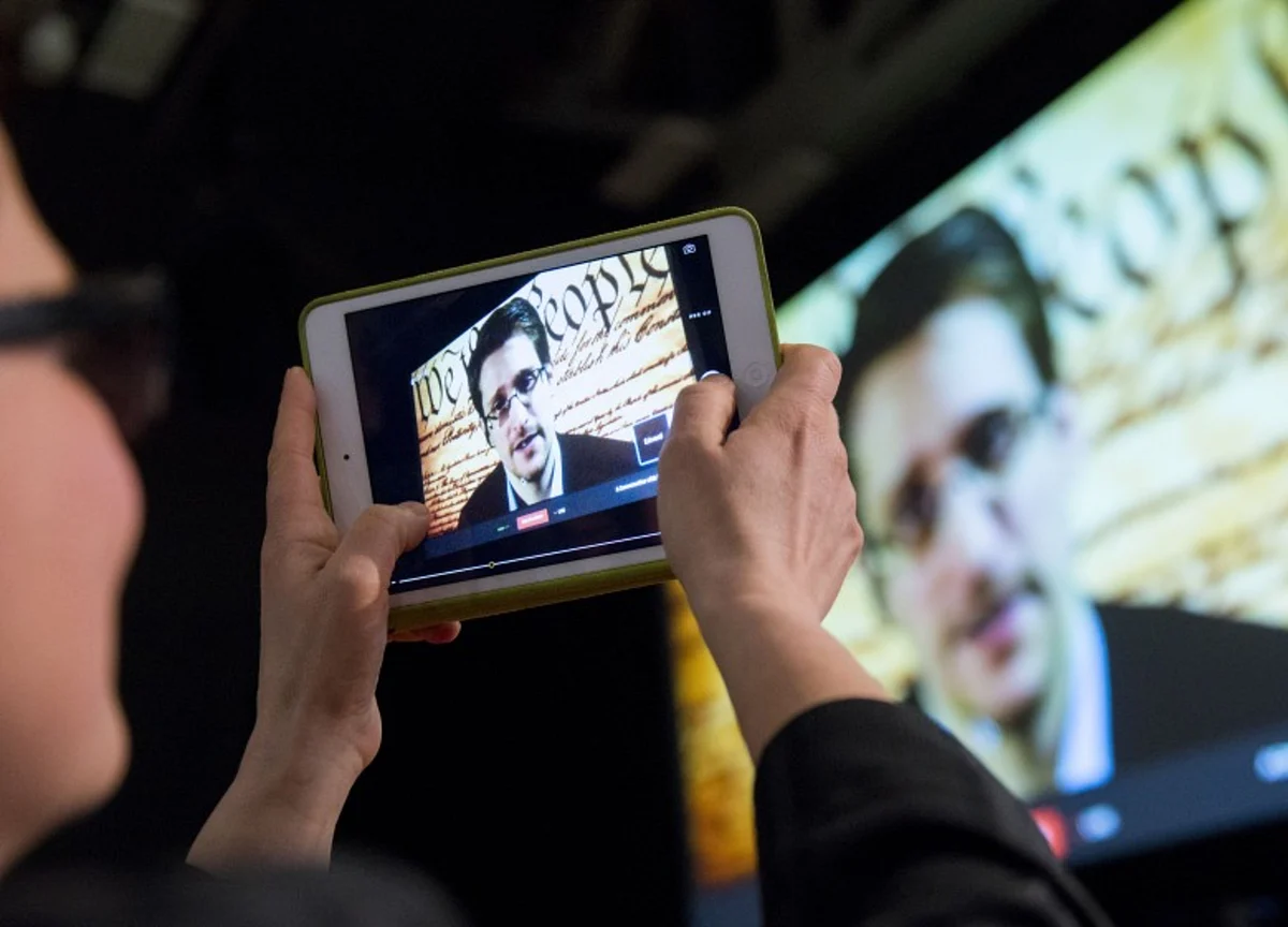Snowden Faces Possible Sanctions in Suit Over Tell-All Book