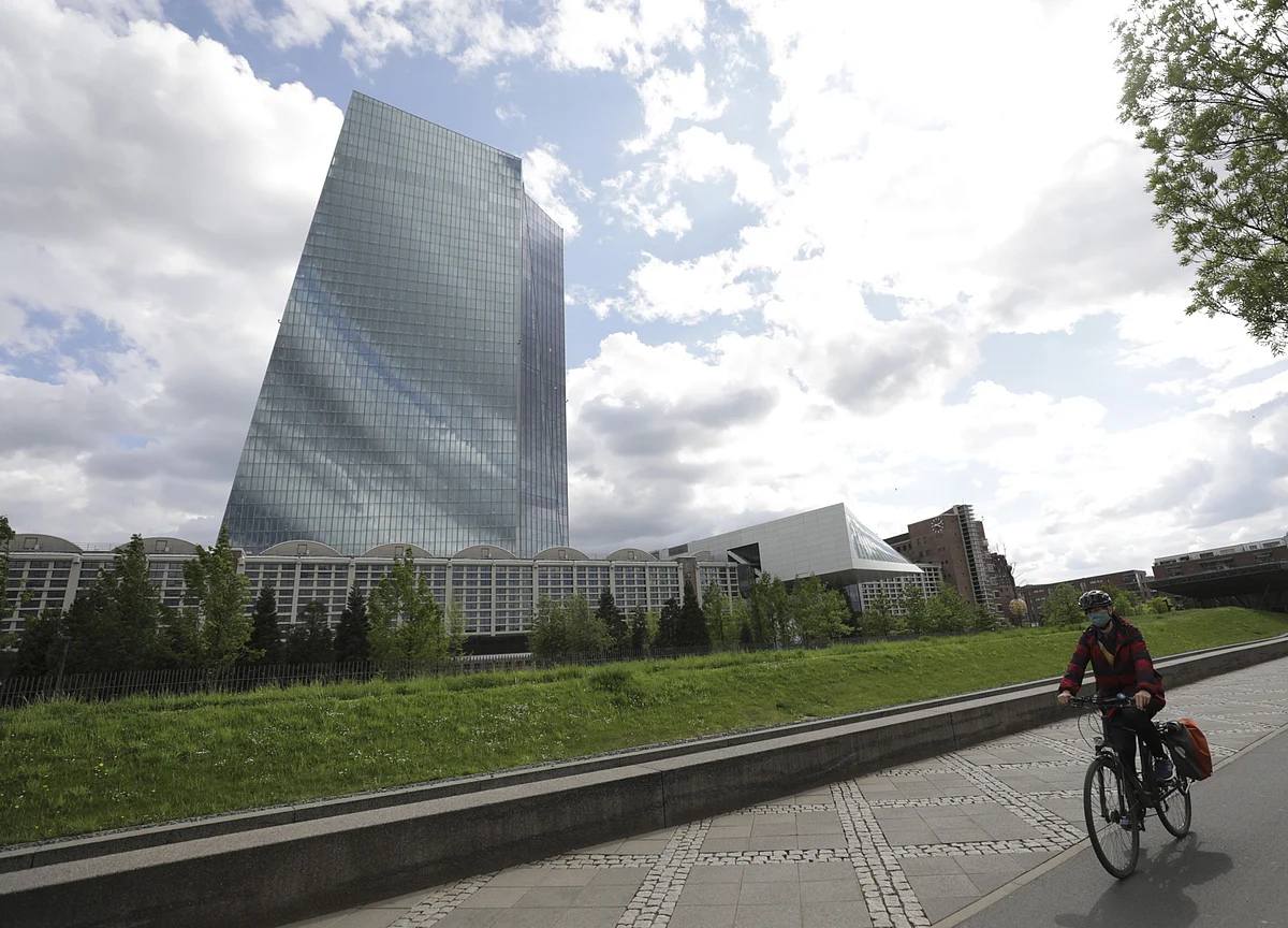 ECB to Keep Stimulus Steady as Crisis Persists: Decision Guide