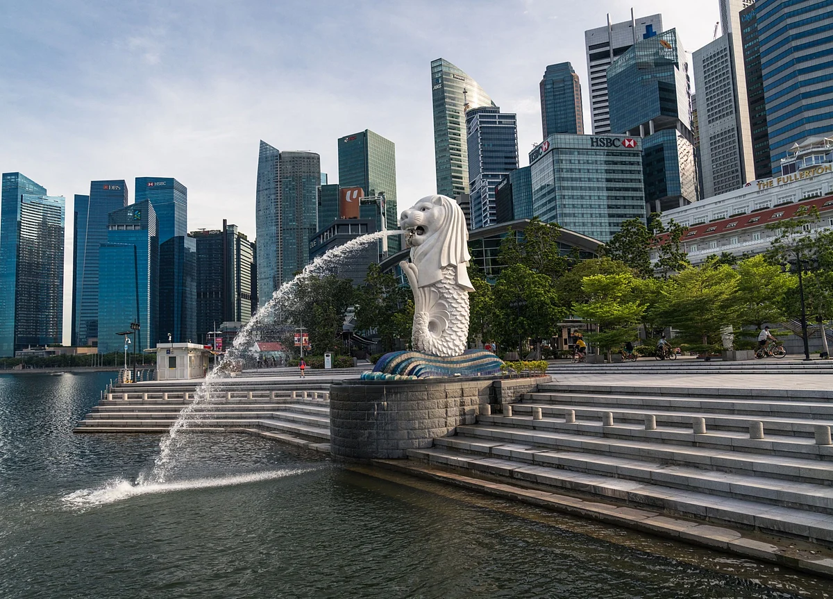 Singapore’s Staycations Can’t Fill $20 Billion Tourism Gap