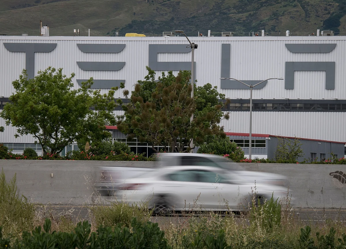 Tesla Adds $14 Billion a Day to Its Valuation