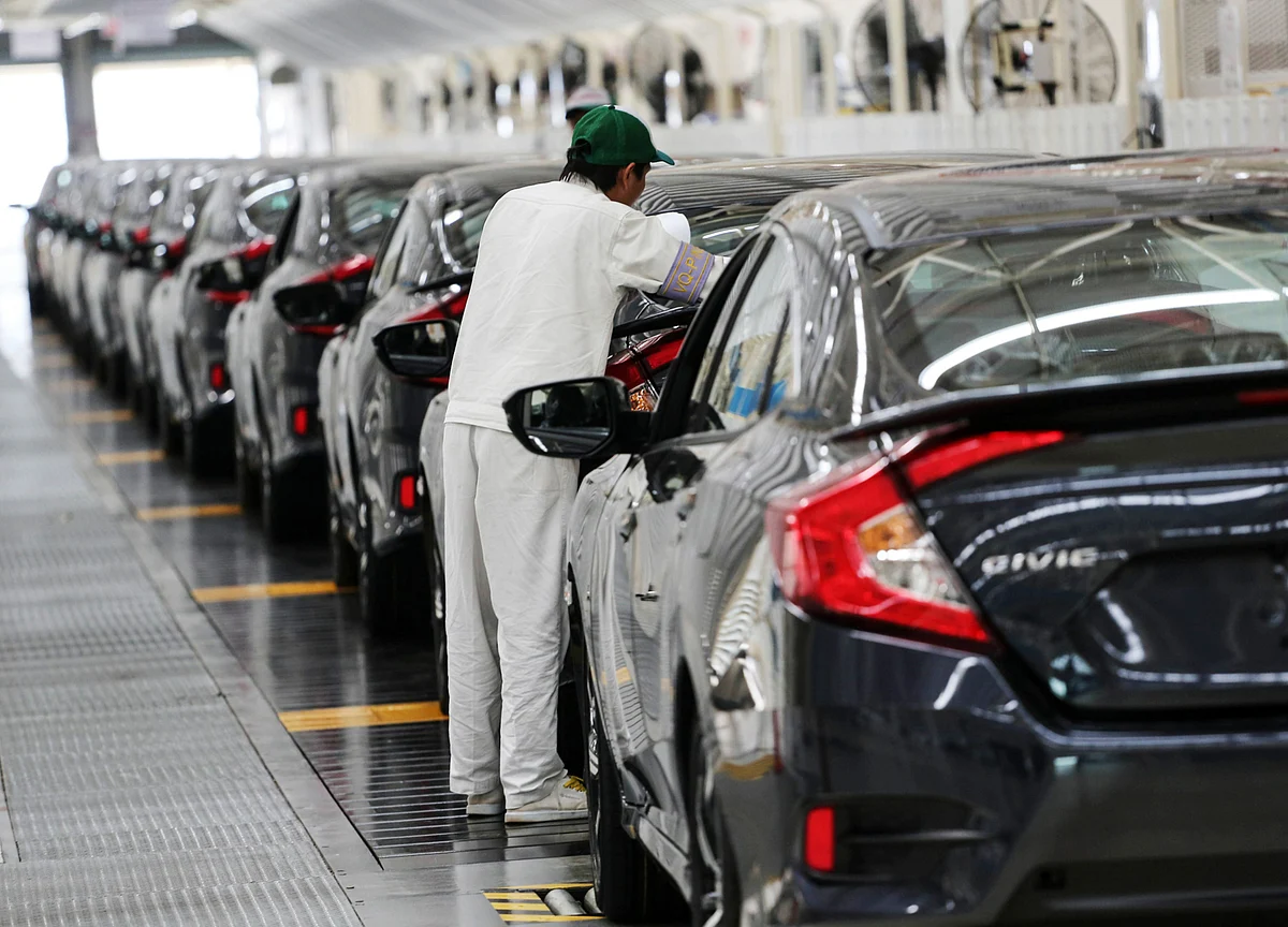 Cheap Cars Disappear, Relegating Entry-Level Buyers to Used