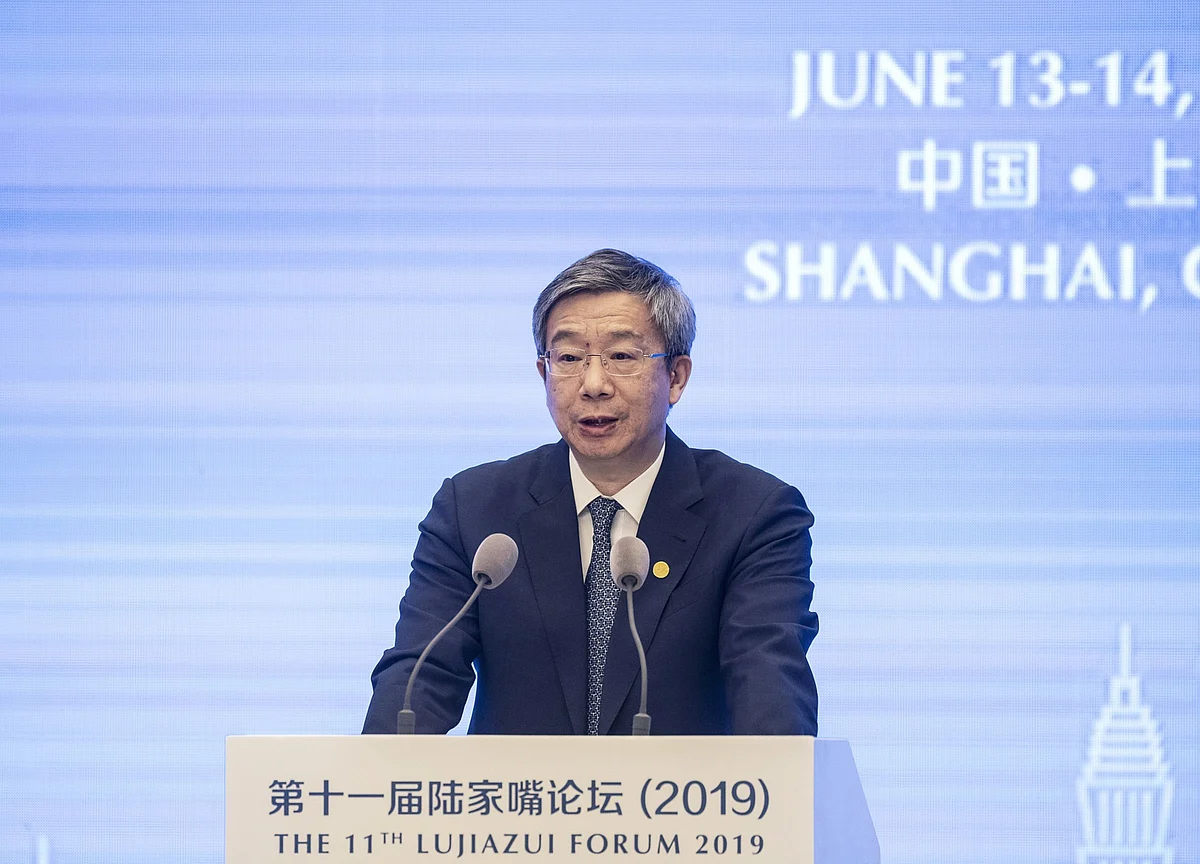 PBOC’s Yi Urges China Banks to Support Smaller Companies
