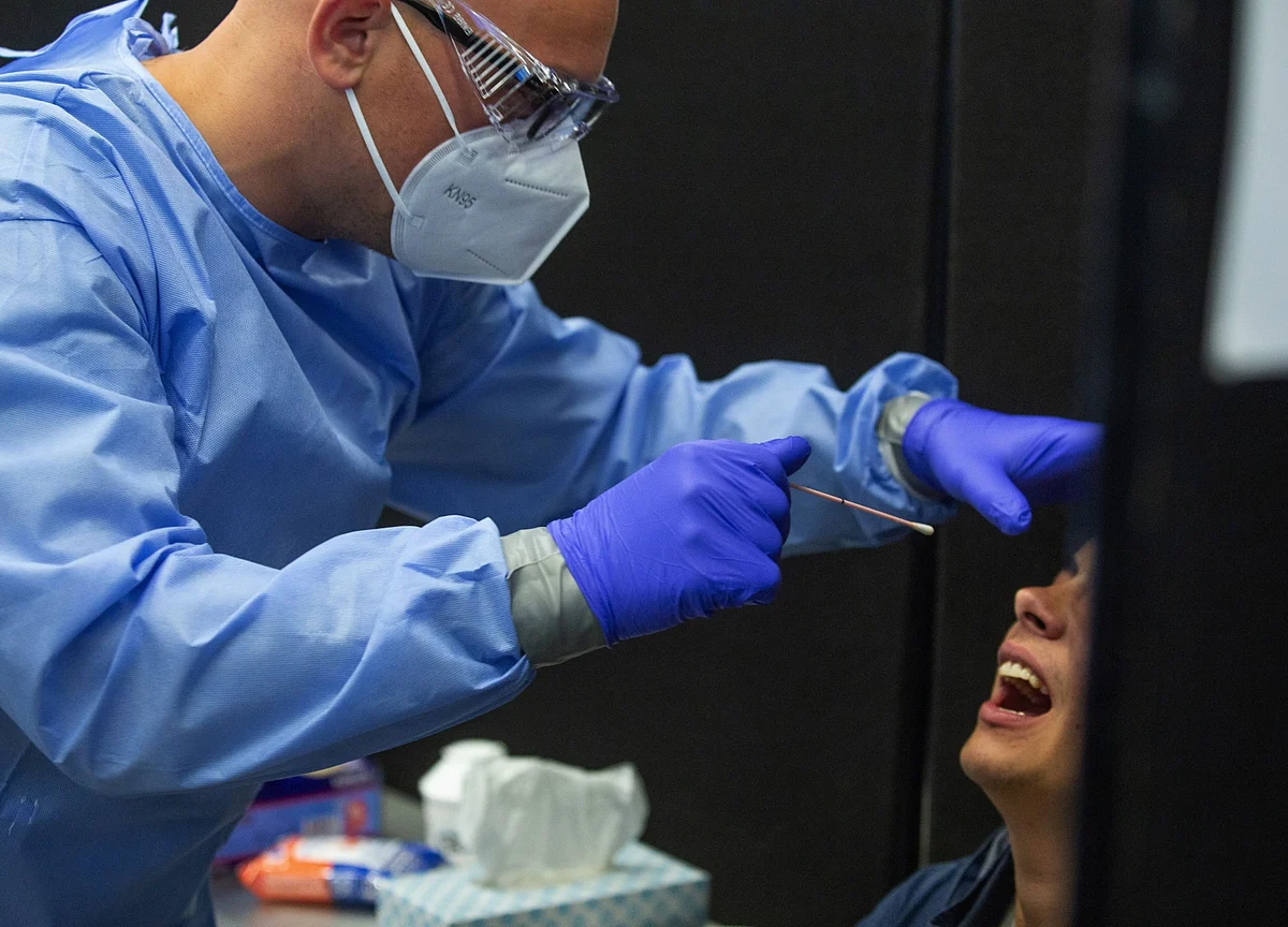 U.K. Working on Covid Tests at Airports to Ease Quarantine