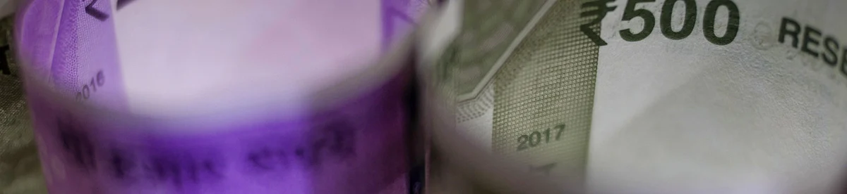 Rupee Spurts 52 Paise To Over 5 Month High On Forex Inflows Free currency converter in 2021. bloombergquint