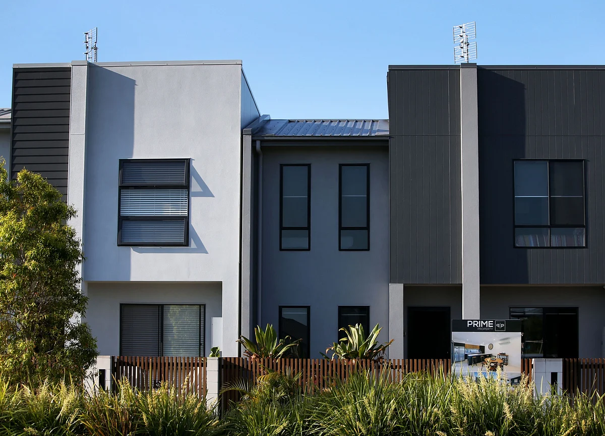 China Building Boom Splits Australia Into Two-Speed Economy