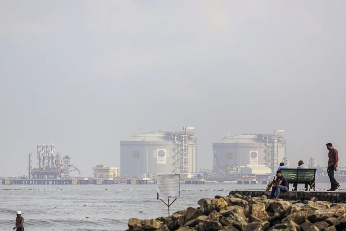 HDFC Securities: Petronet LNG - Positive Surprise On Volume