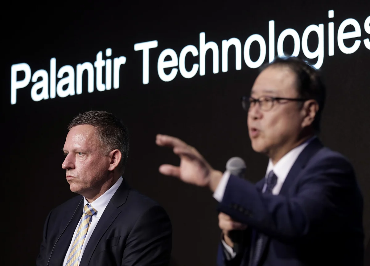 Palantir Files for Direct Listing With Tech IPOs Surging