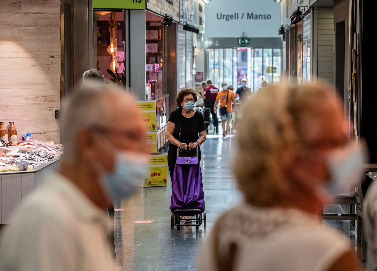 U.S. Cases Rise 0.4%; Big AstraZeneca Trial Begins: Virus Update