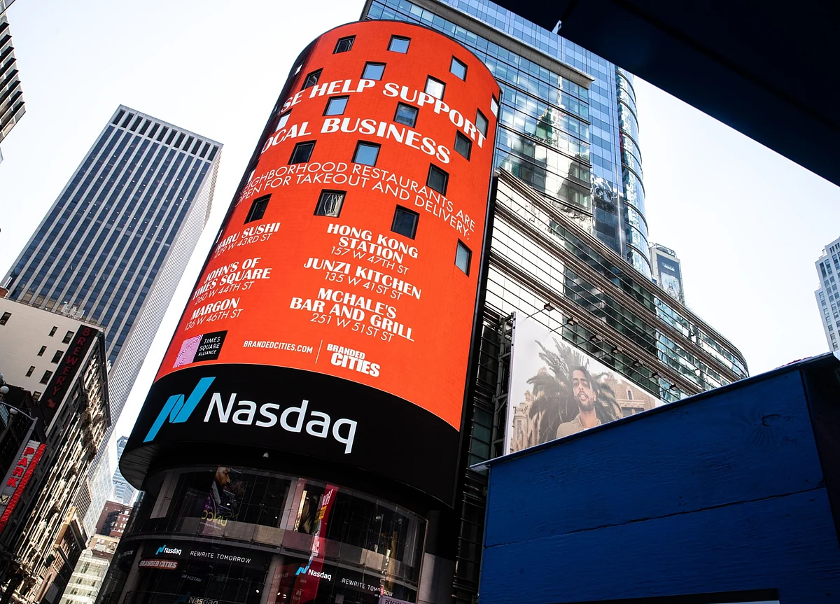 Hedge Funds Bought the Dip as Nasdaq Tumbled Into a Correction
