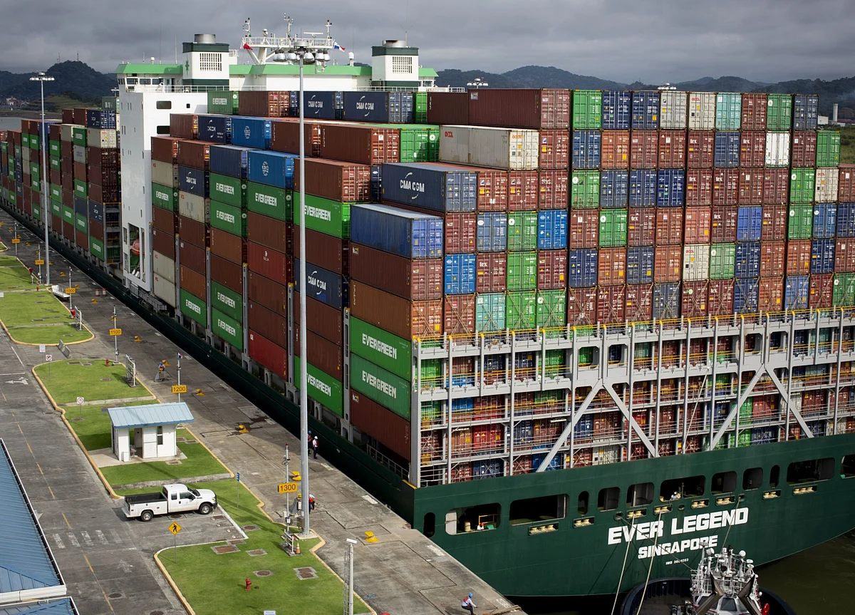 Global Trade Rebounds 7.6% in June After Lockdown Slump