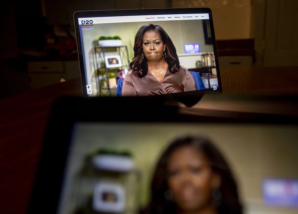 Michelle Obama Plays a Familiar Convention Role and Redefines It