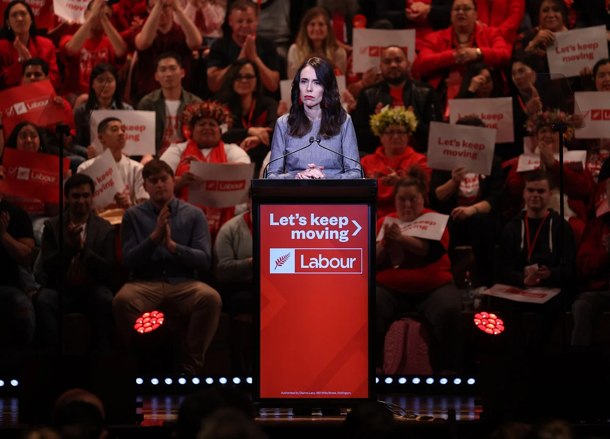 Ardern Delays New Zealand Election by Four Weeks to Oct. 17