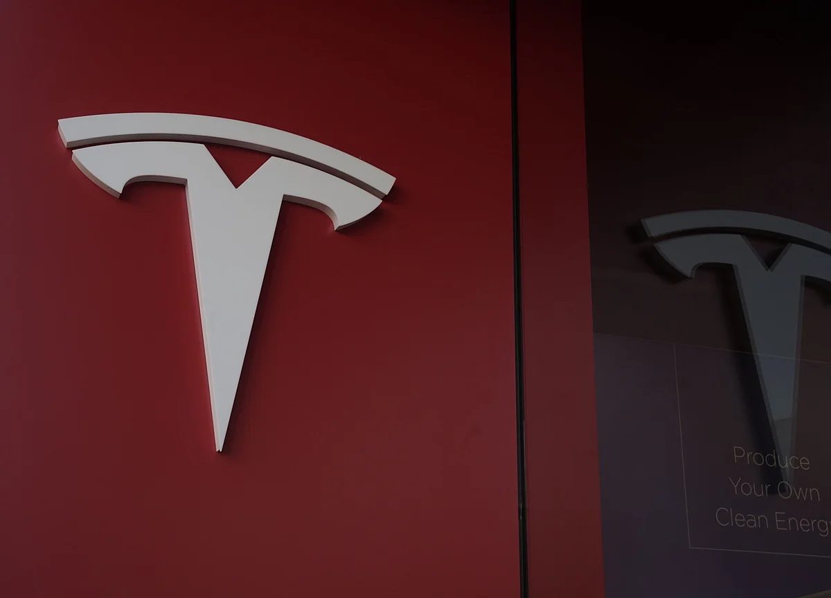 Tesla Joins Cobalt Group That Supports Artisanal Congo Miners