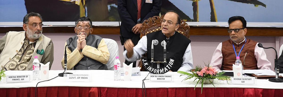 Then Union Finance Minister Arun Jaitley with J&K FM Haseeb Drabu, MoS Finance Santosh Gangwar, and Revenue Secretary Hasmukh Adhia, on May 19, 2017. (Photograph: Arun Jaitley/Twitter)