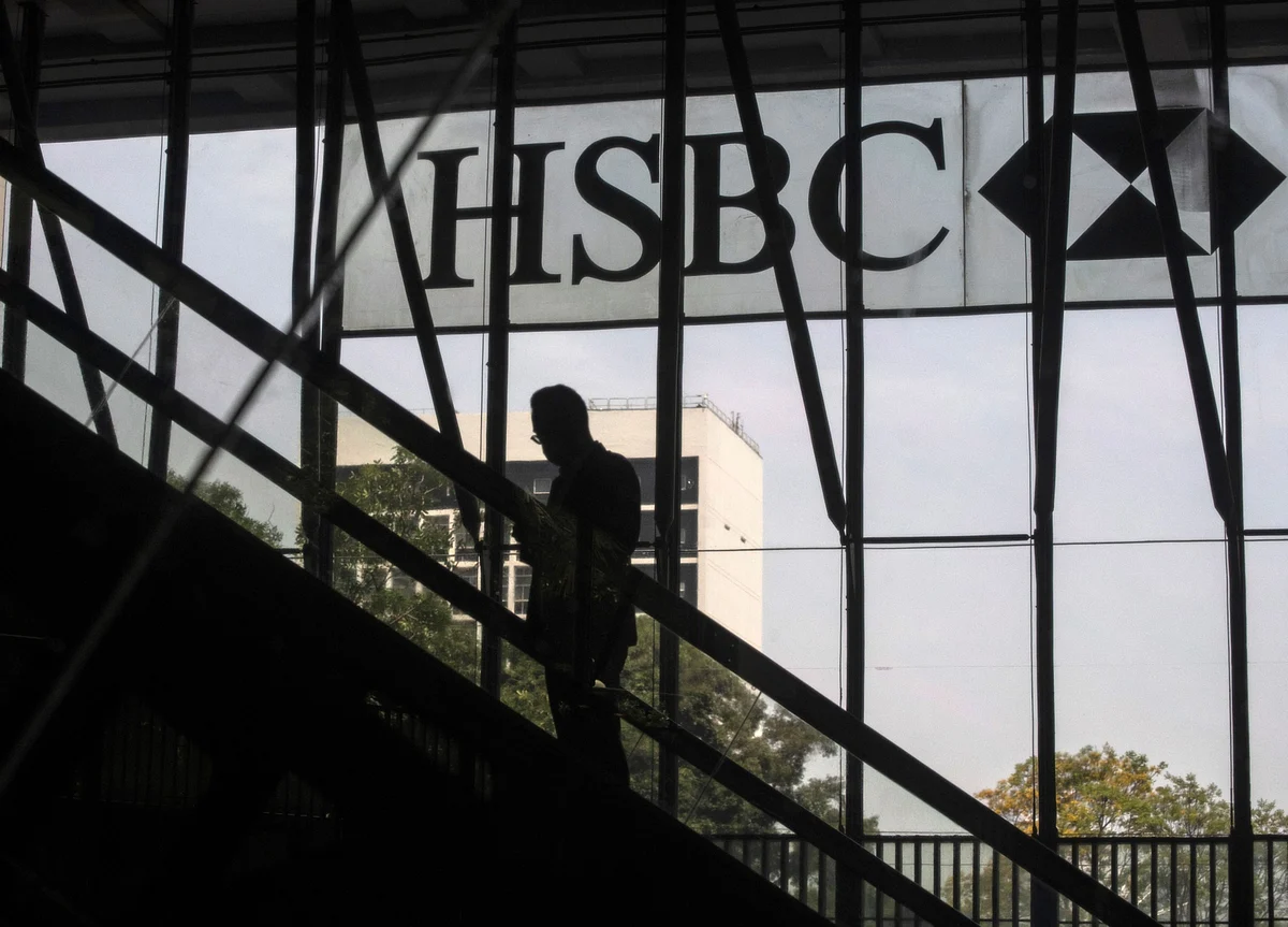 HSBC’s Split Personality Is Dragging It Down